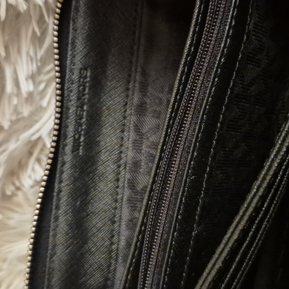 Michael Kors Black Zip-Around Wallet - Picture 5 of 7